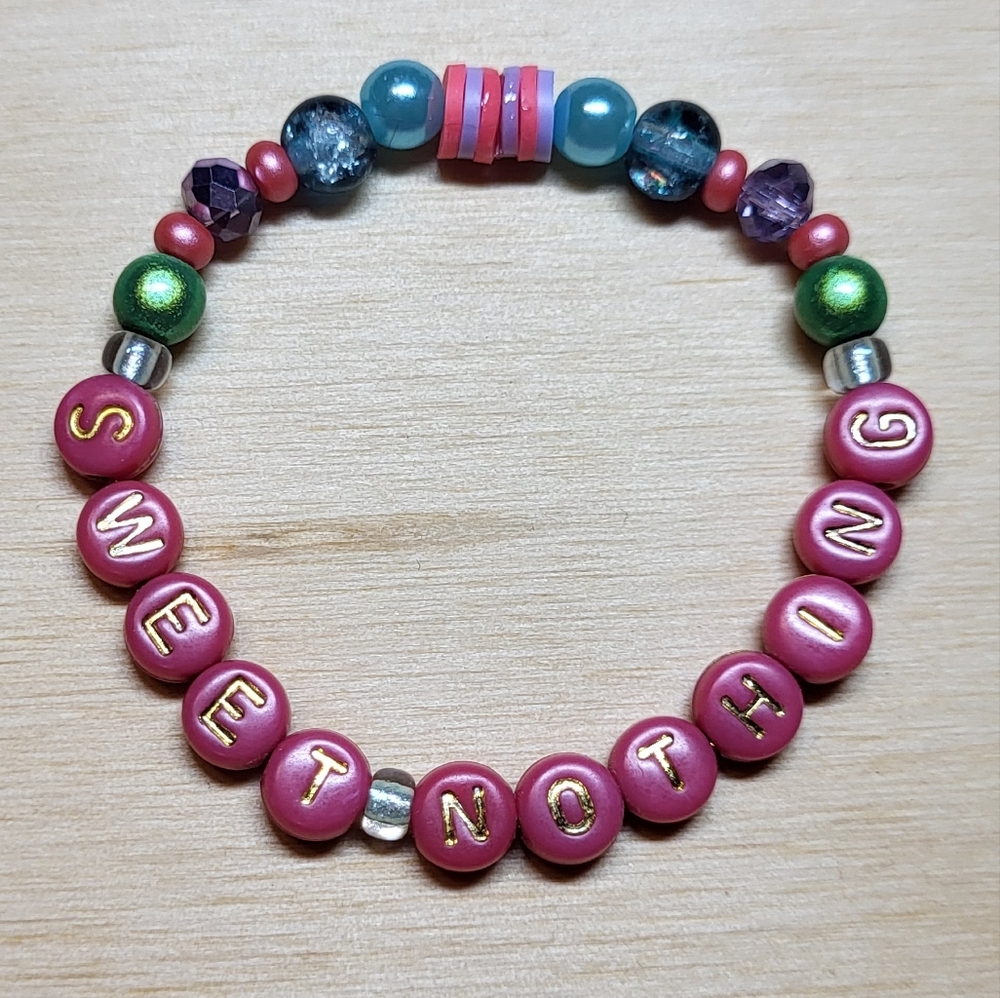 Sweet Nothing- Taylor Swift Friendship Bracelet, Size 6"